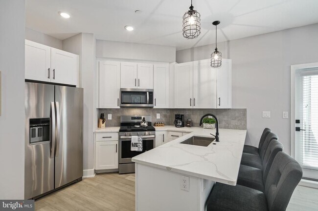 property at 2537 Grays Ferry Ave
