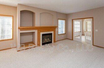 7725 Wistful Vista Dr in West Des Moines, IA - Building Photo - Building Photo