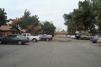 333 Beardsley Ave in Bakersfield, CA - Foto de edificio - Building Photo