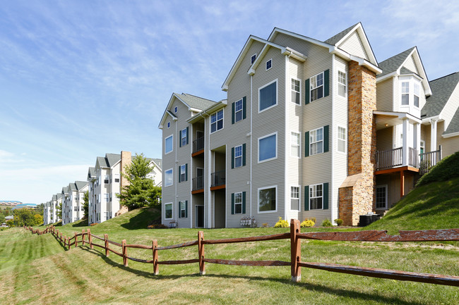 The Fairway in Canonsburg, PA - Building Photo - Building Photo