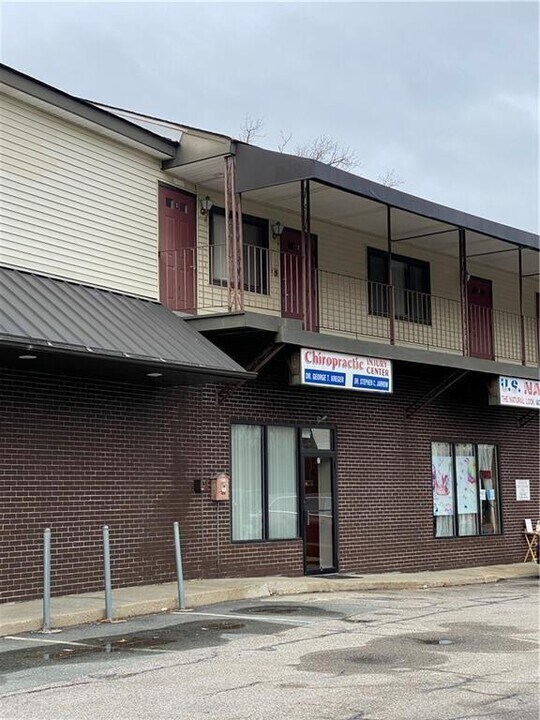 88 W Warwick Ave Photo