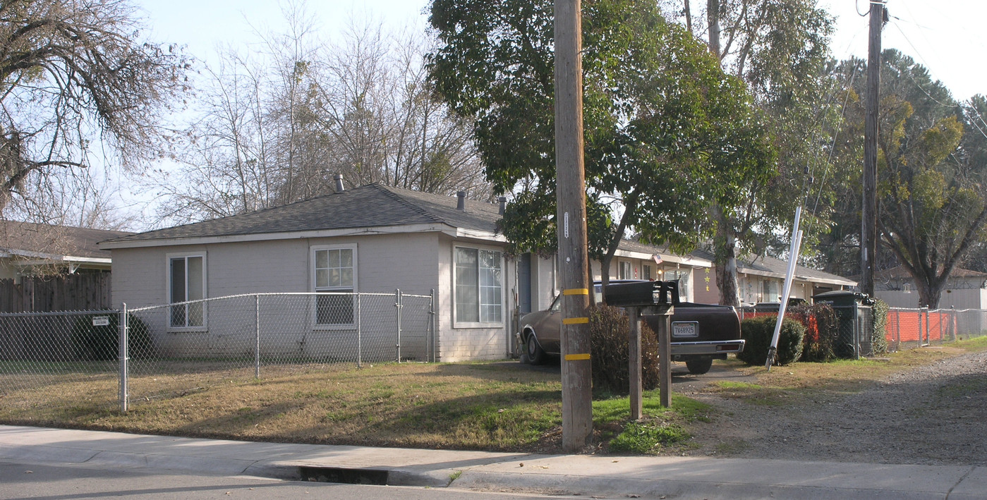 1740-1748 North Ave in Sacramento, CA - Foto de edificio