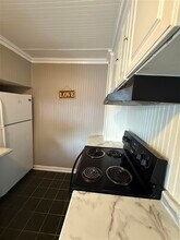 1301 Nutwood St in Bowling Green, KY - Building Photo - Building Photo