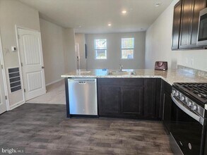 306 Wood Duck Dr in Cambridge, MD - Building Photo - Building Photo