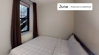 Room in Shared 3 bed/2 bath home in New York, NY - Building Photo - Building Photo