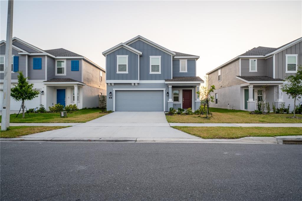 601 Reggie Rd in Winter Haven, FL - Foto de edificio