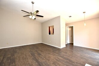 609 Rollingway Dr in Round Rock, TX - Building Photo - Building Photo