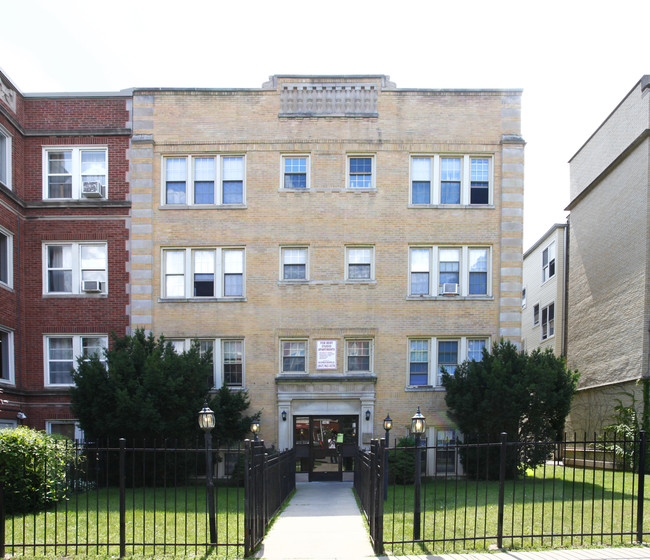 1421 W Farwell Ave in Chicago, IL - Building Photo - Building Photo