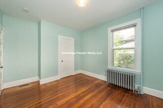 46 Hobson St in Boston, MA - Building Photo - Building Photo