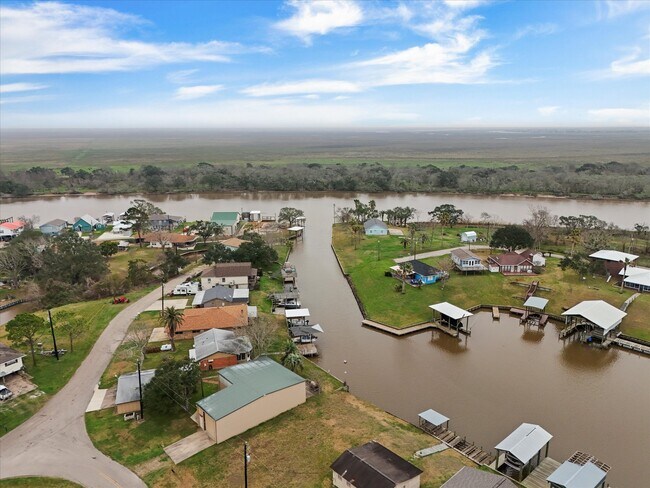 property at 5317 County Rd 868 E