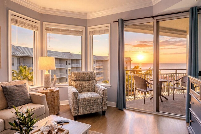 10 N Forest Beach Dr