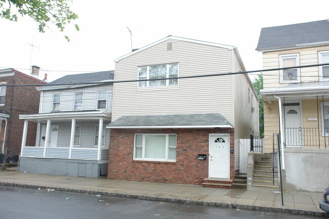 103 Washington St in Perth Amboy, NJ - Building Photo - Building Photo