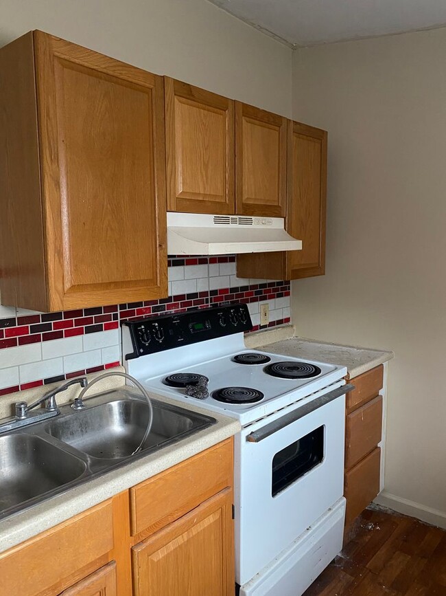 26 S 11th St in Reading, PA - Building Photo - Building Photo