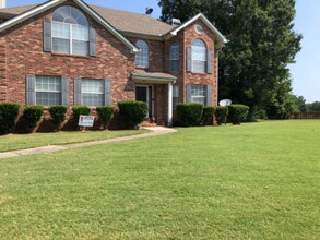 104 Arbor Cove Way in Stockbridge, GA - Building Photo - Building Photo
