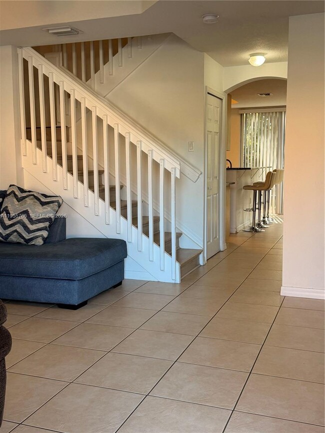 10686 SW 8th St in Pembroke Pines, FL - Building Photo - Building Photo