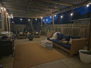 455 Westgate Pl in Lemoore, CA - Foto de edificio - Building Photo