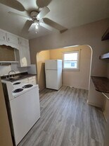 304 Lake St in Marinette, WI - Building Photo