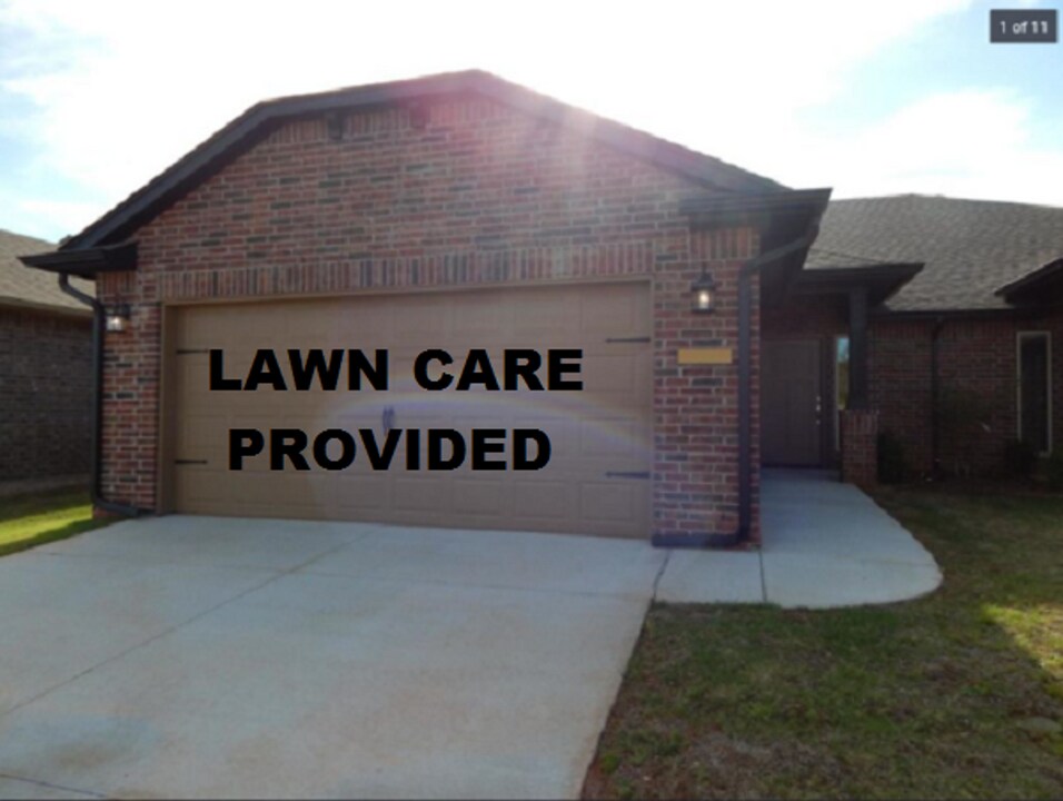 2201 Ailsa Rd in Yukon, OK - Building Photo