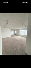 1319 Wellesley Ave, Unit 104 in Los Angeles, CA - Foto de edificio - Building Photo