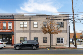 388 Smith St in Perth Amboy, NJ - Building Photo - Building Photo