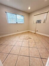 4851 SW 28th Terrace in Fort Lauderdale, FL - Building Photo - Building Photo