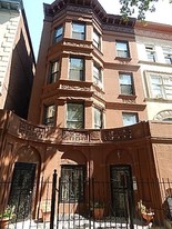 871 Park Pl Apartments