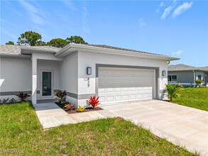 829 Wabash St in Lehigh Acres, FL - Building Photo - Building Photo