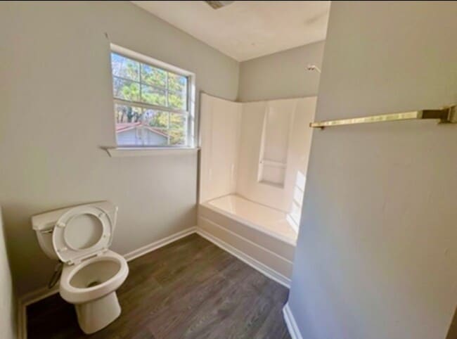 132 Lola St in Springville, AL - Foto de edificio - Building Photo