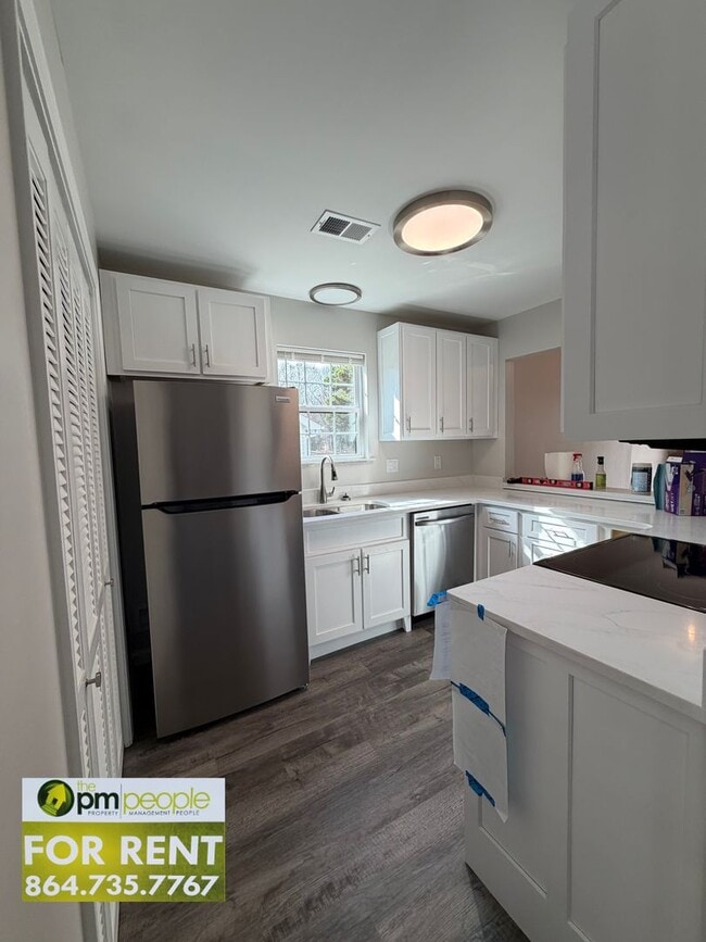 10 Pointer Ln in Greenville, SC - Building Photo - Building Photo