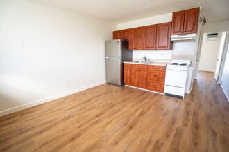 2122 Lime St in Honolulu, HI - Building Photo - Building Photo