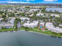 2810 N Oakland Forest Dr, Unit 106 in Oakland Park, FL - Building Photo - Building Photo