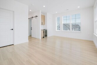 5Line in Charlotte, NC - Building Photo - Building Photo