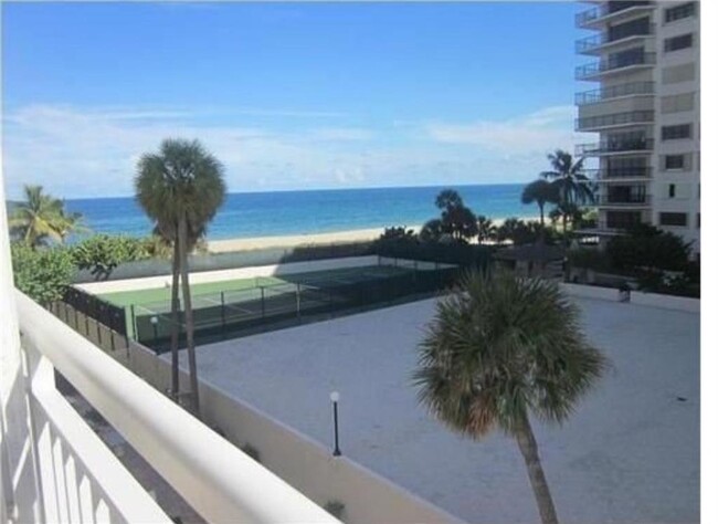 1770 S Ocean Blvd, Unit 206 in Pompano Beach, FL - Building Photo - Building Photo
