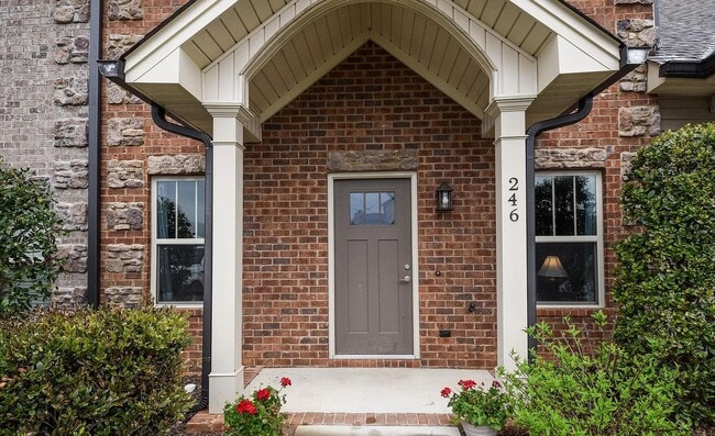 246 NE Bellingham Dr in Cleveland, TN - Building Photo - Building Photo