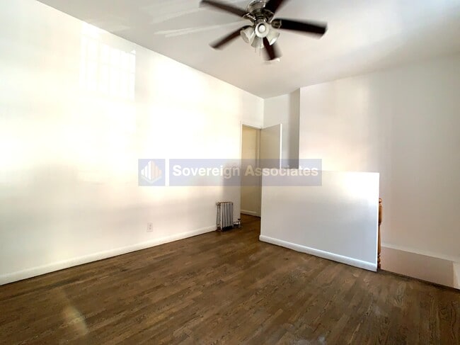186 Claremont Ave in New York, NY - Building Photo - Building Photo
