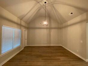 225 Avalon Wy in Clanton, AL - Building Photo - Building Photo