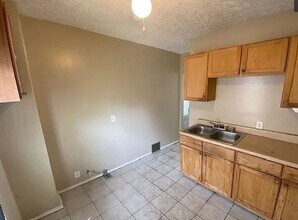 921 Rudyard Rd in Cleveland, OH - Building Photo - Building Photo