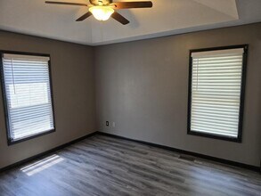 8512 N Pomona Ave in Kansas City, MO - Building Photo - Building Photo