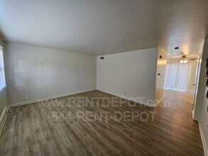 7101 Pinehurst Dr in Evansville, IN - Building Photo - Building Photo