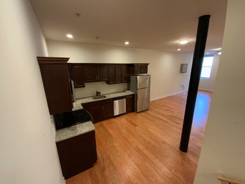 99 Pine St-Unit -407 in Albany, NY - Foto de edificio