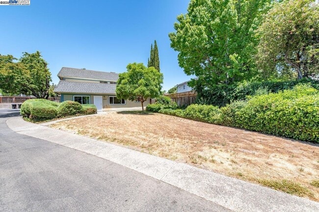 4327 Fairlands Dr in Pleasanton, CA - Building Photo - Building Photo