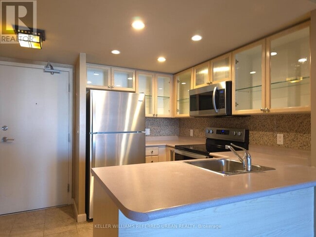 property at 8-1908 Park Rd