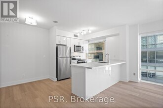 50-1250 John St in Toronto, ON - Building Photo - Building Photo