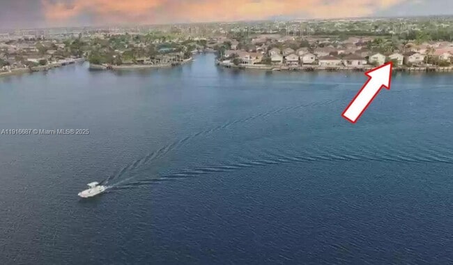 14765 SW 132nd Pl in Miami, FL - Building Photo - Building Photo