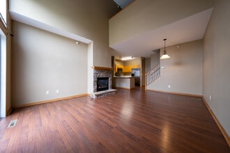 9445 Marshall Rd in Eden Prairie, MN - Building Photo - Building Photo