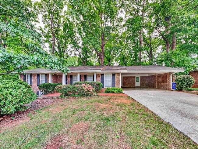 property at 3630 Winview Ct