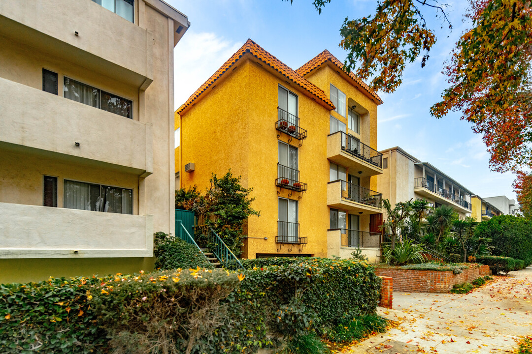219 Montana Ave in Santa Monica, CA - Foto de edificio
