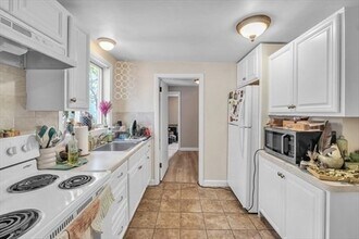 11 Nixon Ave-Unit -1L in Worcester, MA - Building Photo - Building Photo