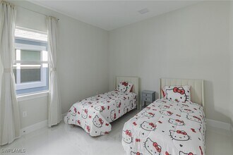 8982 Gustavia Ct in Naples, FL - Foto de edificio - Building Photo