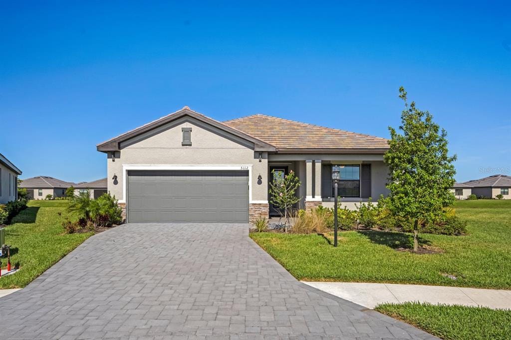 5112 Ocean Angler Cv in Bradenton, FL - Building Photo